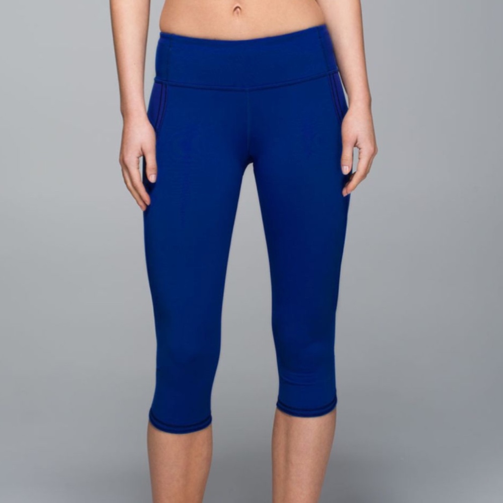 LULULEMON | Top Speed Crop (Harbor Blue)